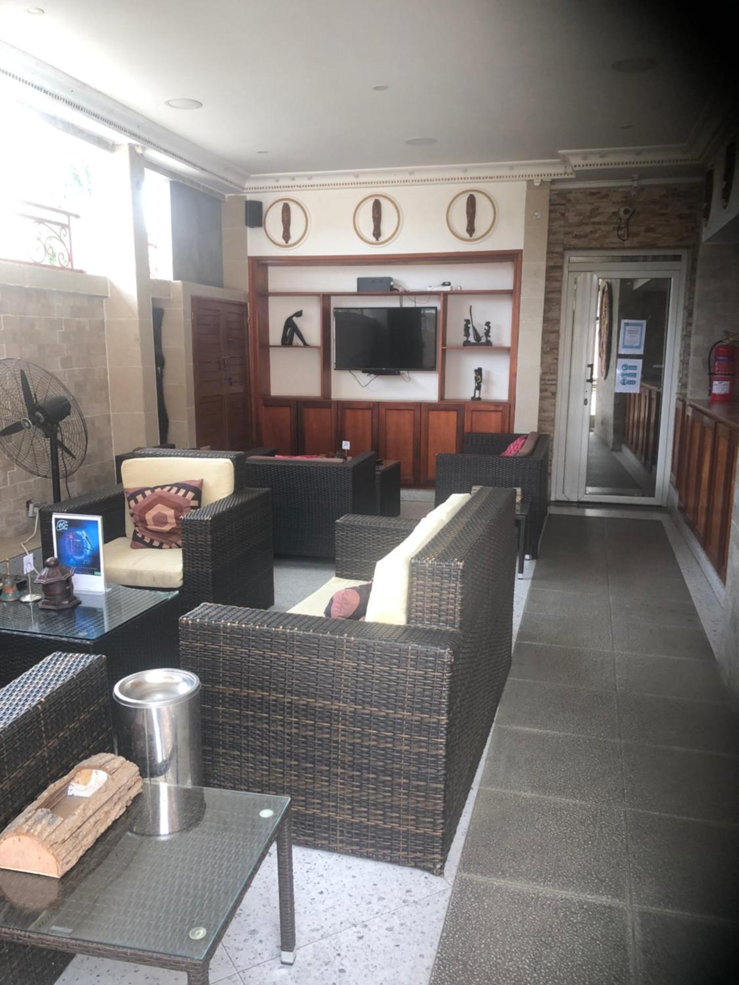 Residence Hoteliere Le Jomonia Libreville Zewnętrze zdjęcie